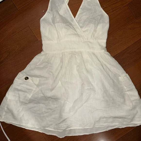 Halter top white/ cream mini dress - Picture 2 of 5